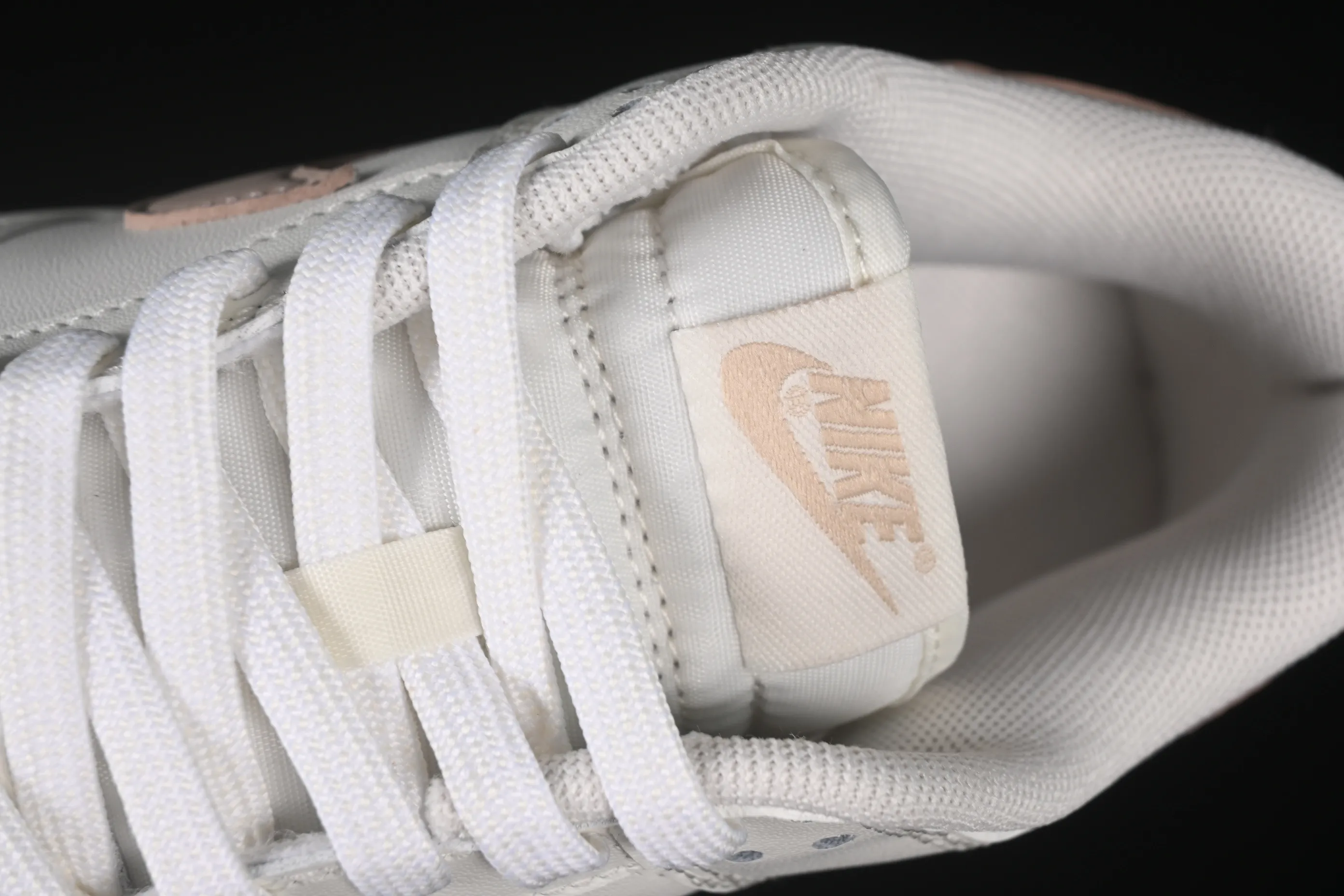 All Categories Nk SB Dunk Series Nk SB Dunk Low Low-top sneakers Nike SB Dunk Low "Just Do It" Anniversary high-end customization Low-top casual sneakers WG0212-014